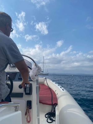 <br />
<b>Deprecated</b>:  htmlspecialchars(): Passing null to parameter #1 ($string) of type string is deprecated in <b>/home/u272898465/domains/privateboat83.fr/public_html/templates/galerie.php</b> on line <b>146</b><br />
